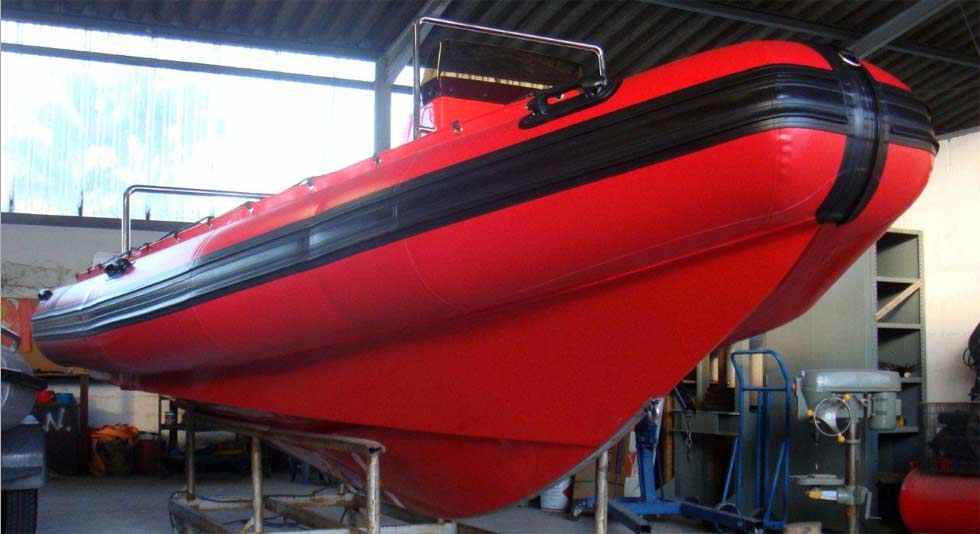 inflatable_semi-rigid_boats_built_in_mozambique 