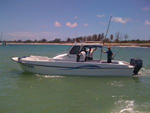 boat_ht31_fishing_built_by_yamaha_marine_service_mozambique